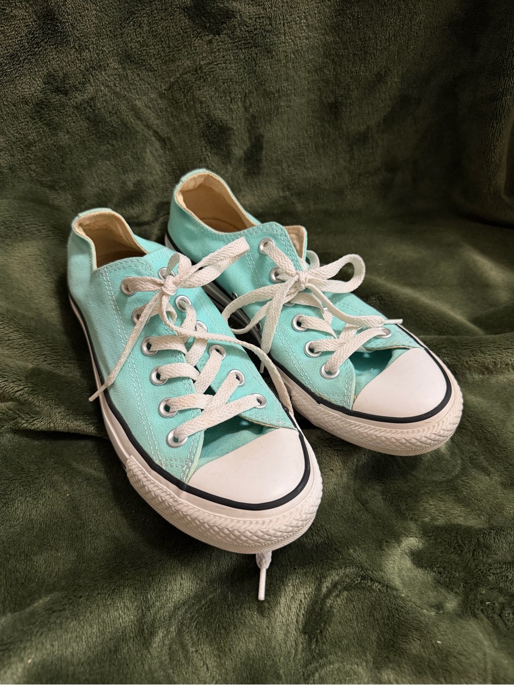 Converse Low-Top Sneakers in Mint Blue
